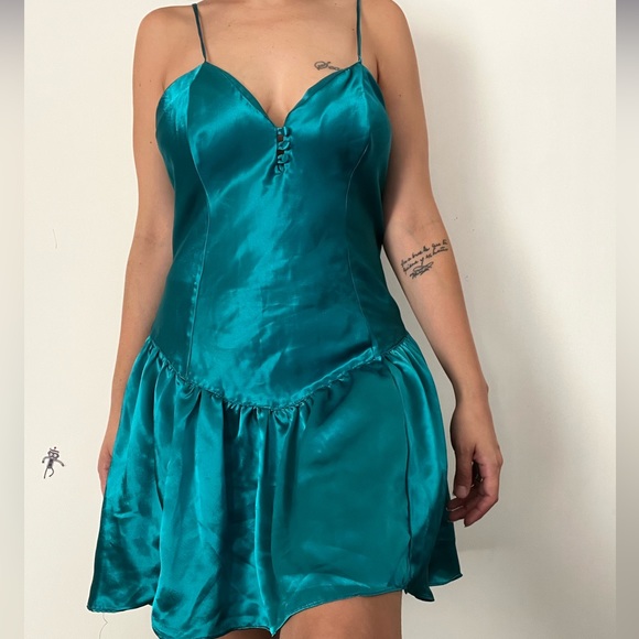 Vintage Kathryn silk feel lingerie dress size medium - Picture 2 of 4